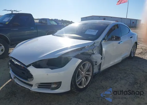 2013 Tesla Model S Performance из США, поврежденный, VIN 5YJSA1CP9DFP20778